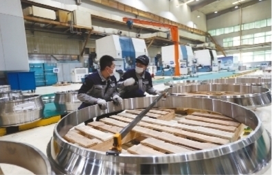 瓦轴特大型轴承 技术创新驱动首季订单激增，钢材支撑高品质制造